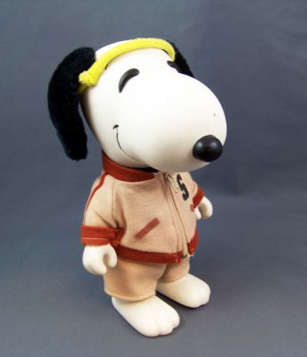 Snoopy - 9inch Vinyl Figure - Jogger Snoopy