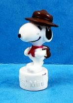 Snoopy - Figurine PVC Promo Mini Babybel - Snoopy Scout