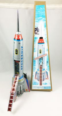 Space Rocket former toy / Fusée Spatiale jouet tôle