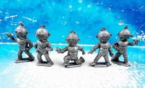 Space Toys - Plastic Figures - COMA Martians (5 figures + rocket)