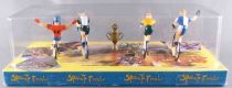 Sprint Final - Set of 4  Plastic Cyclists + Cup - Mint in Box