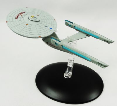 Star Trek Official Starships Collection - Eaglemoss - #2 USS Enterprise ...