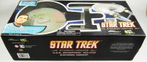 Star Trek The Original Series - Art Asylum - U.S.S. Enterprise NCC-1701 16\  electronic Starship