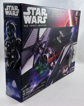 Star Wars - Le Reveil de la Force - First Order Special Forces TIE Fighter & Pilot