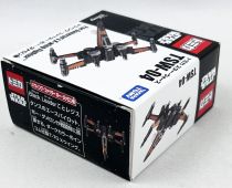 Star Wars - Takara Tomy Tomica TSW-04 - Poe Dameron\'s X-Wing Fighter Die-cast Vehicle