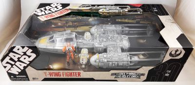 Star Wars (30th Anniversary) - Hasbro - Y-Wing Fighter (includes Y ...