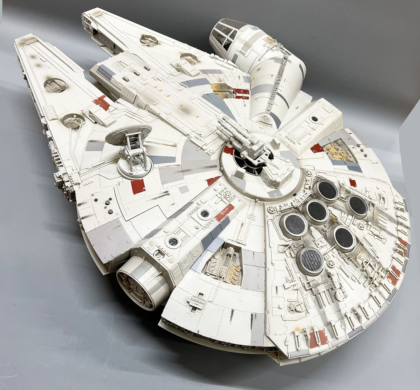 Star Wars (Legacy Collection) - Hasbro - Millennium Falcon (loose)