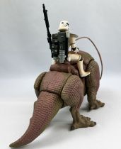 Star Wars (The Power of the Force) - Kenner - Dewback & Sandtrooper (loose w/box)