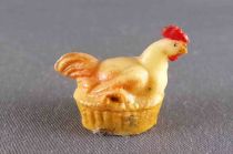 Starlux - The Farm - Animals - Hen in Basket (Ivory) (Series 53/54 ref 554)