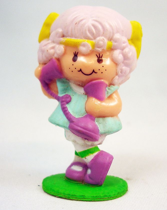 strawberry shortcake miniature figures