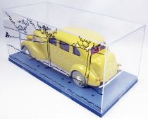 The Cars of Tintin (1:24 scale) - Hachette - #36 Beige Conduite Interieure (The Seven Crystal Balls)