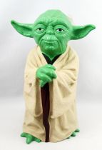 The Empire Strikes Back 1980 - Kenner - Yoda Hand Puppet (loose)