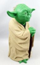 The Empire Strikes Back 1980 - Kenner - Yoda Hand Puppet (loose)