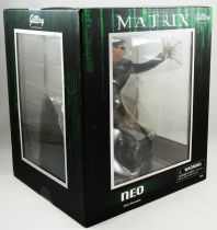 The Matrix - Neo (Keanu Reeves) 10\  PVC Statue - Diamond Gallery Diorama