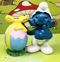 The Smurfs - Applause - 20490 Easter Smurf  with blue & rose egg