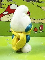 The Smurfs - Schleich - 20004 Shiver Smurf (yellow scarf)