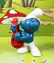 The Smurfs - Schleich - 20013 Mandolin (red) Smurf (Made in Portugal)