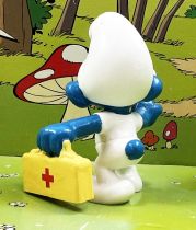 The Smurfs - Schleich - 20054 First Aid Smurf (Made in China) 