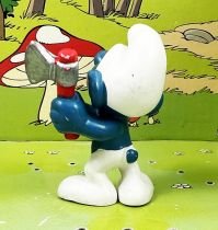 The Smurfs - Schleich - 20087 Smurf with axe (W. Berrie Co.)