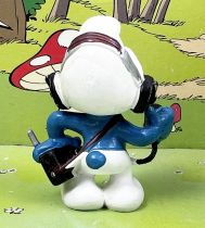 The Smurfs - Schleich - 20143 Radio Smurf (black headset/small antenna))