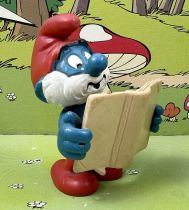 The Smurfs - Schleich - 20174 Papa Smurf with magical book (ocher wirting in dark)