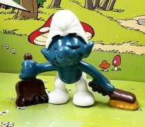 The Smurfs - Schleich - 20189 Smurf with shovel & small brush (Applause)