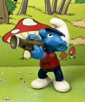 The Smurfs - Schleich - 20479 Smurf on parade playing trumpet