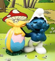 The Smurfs - Schleich - 20490 Easter Smurf  with blue & rose egg