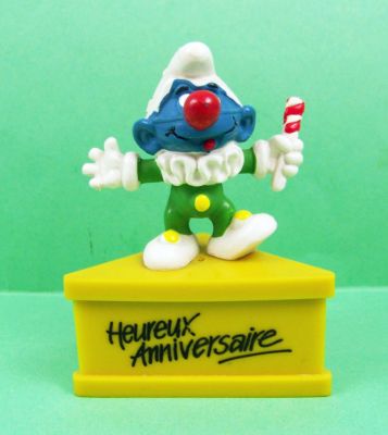 The Smurfs Schleich Clown Smurf Happy Birthday Yellow Base