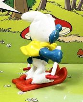 The Smurfs - Schleich - Skier Smurf (red poles)