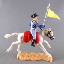 Timpo - Us cavalery (Federate) 1st séries - Mounted Standard Bearer White galloping (Long) Horse Sand Base