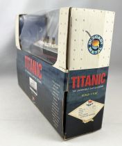 Titanic -  Claytown Collection - RMS Titanic (Miniature Métal au 1/1136ème)