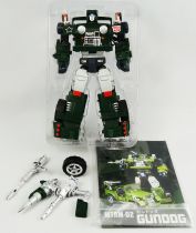 Transformers Masterpiece - Maketoys - MTRM-02Y Gundog (Autobot Hound)