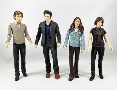 alice cullen new moon outfits