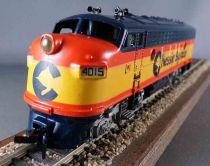 Tyco 224-03 Ho Usa Loco Diesel F9 Chessie System 4015 Eclairage Proche Neuf Boite