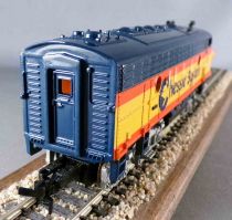 Tyco 224-03 Ho Usa Loco Diesel F9 Chessie System 4015 Eclairage Proche Neuf Boite