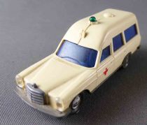 Wiking Ho 1/87 Mercedes Benz 200 Break Ambulance Girophare Lumineux